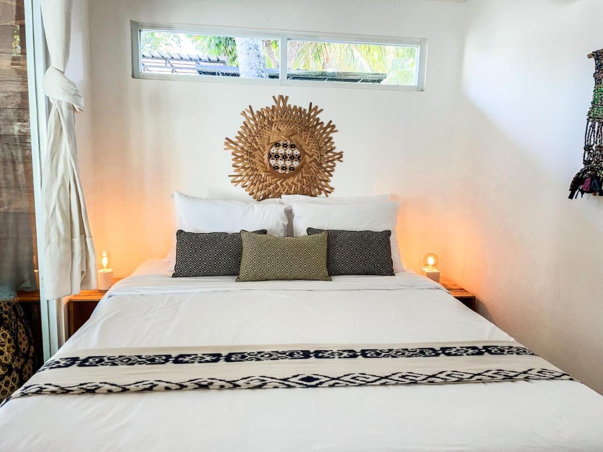 Villa Kotak Surfers Escape Reopening Rates Apply Now Selong Belanak Exterior foto